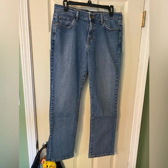 Levi's Women's Blue Jeans 505 straight leg 99% cotton 1% spandex size 10 10M - Picture 2 of 6